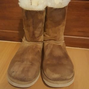 Super cute Uggs
